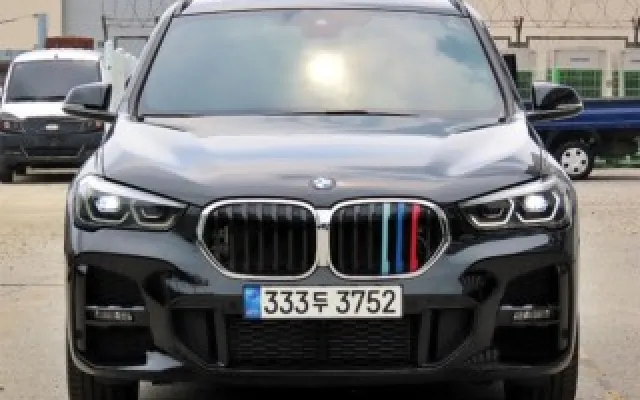 수원중고차사이트추천 X1 (F48) xDrive 20i M 스포츠 매물 사진 8 - 2022/07 34,351km